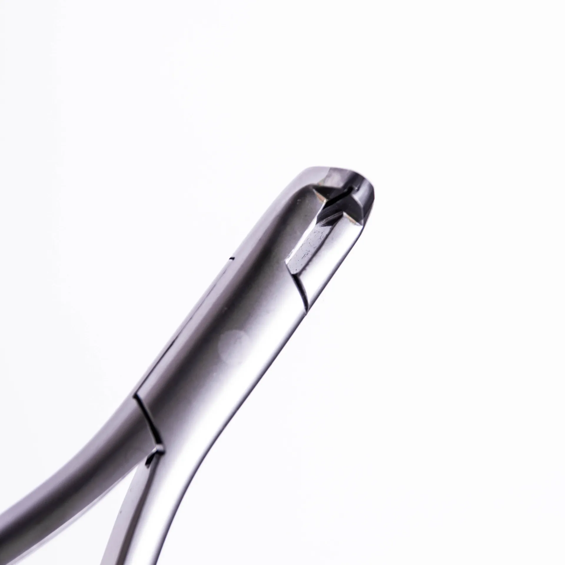 Distal End Cutter Safety Hold Standard